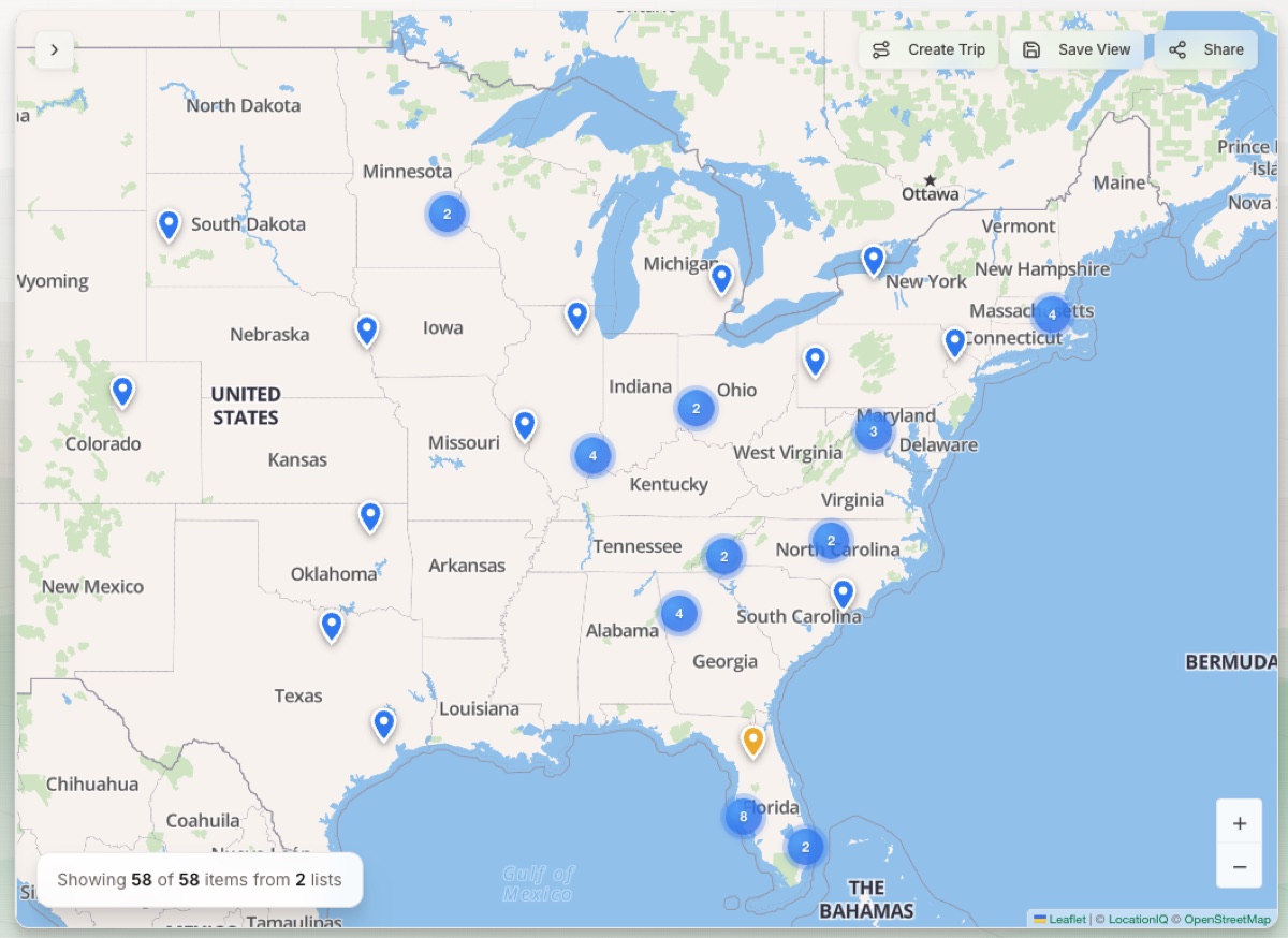 Account map with clustered pins